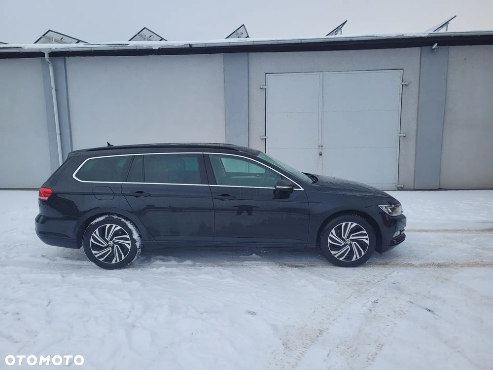 Volkswagen Passat 2.0 TDI BMT Comfortline - 28