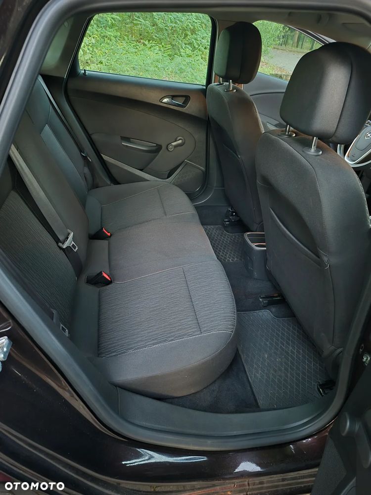 Opel Astra - 22