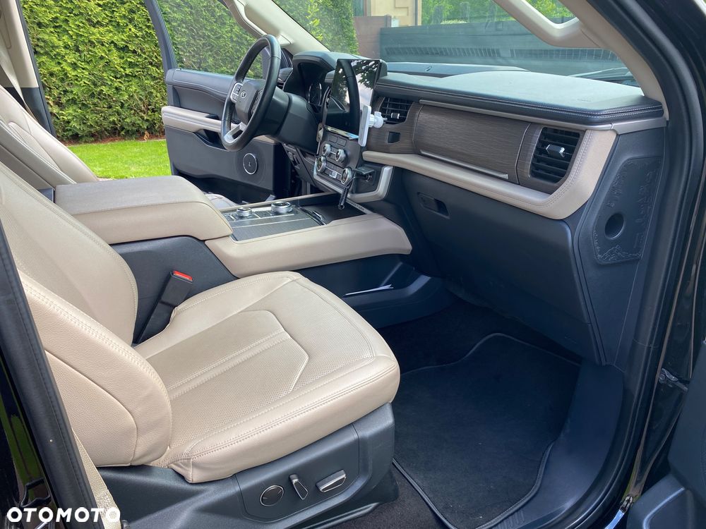 Ford Expedition - 17