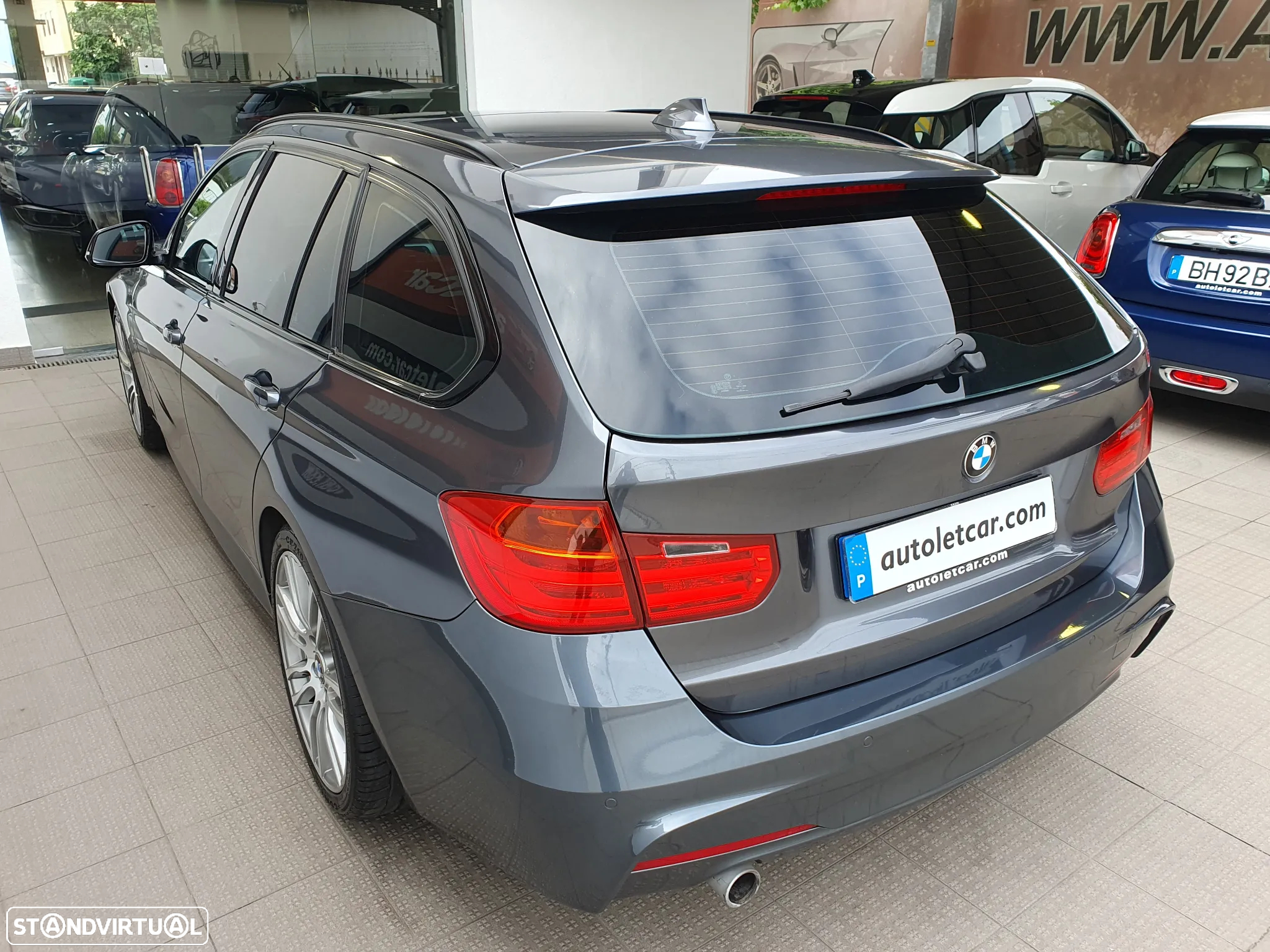 BMW 320 d Touring Auto Pack M - 12
