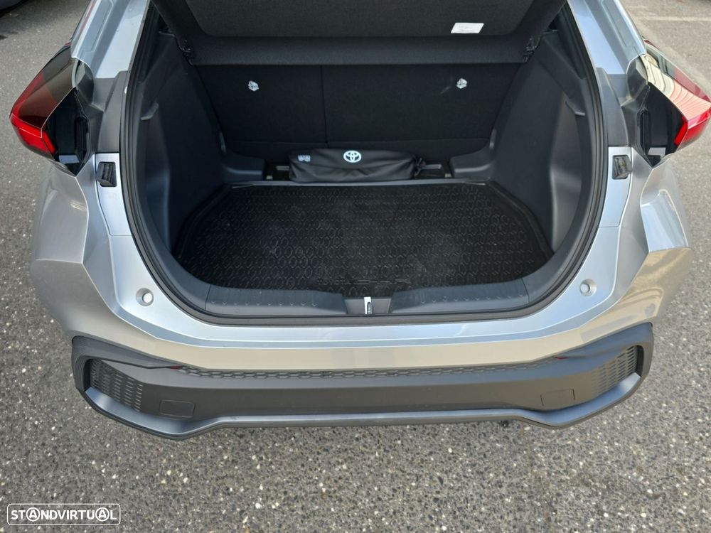 Toyota C-HR - 25