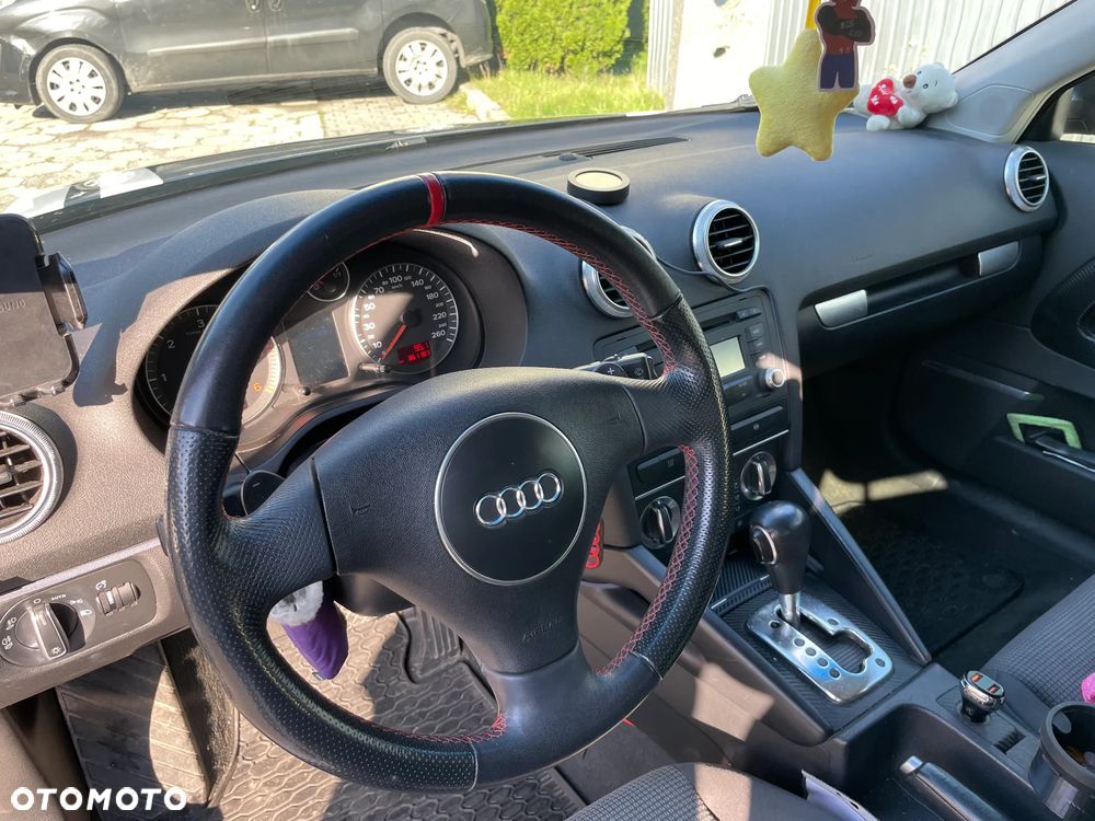Audi A3 3-drzwiowe 2.0 TDI Attraction DSG - 5