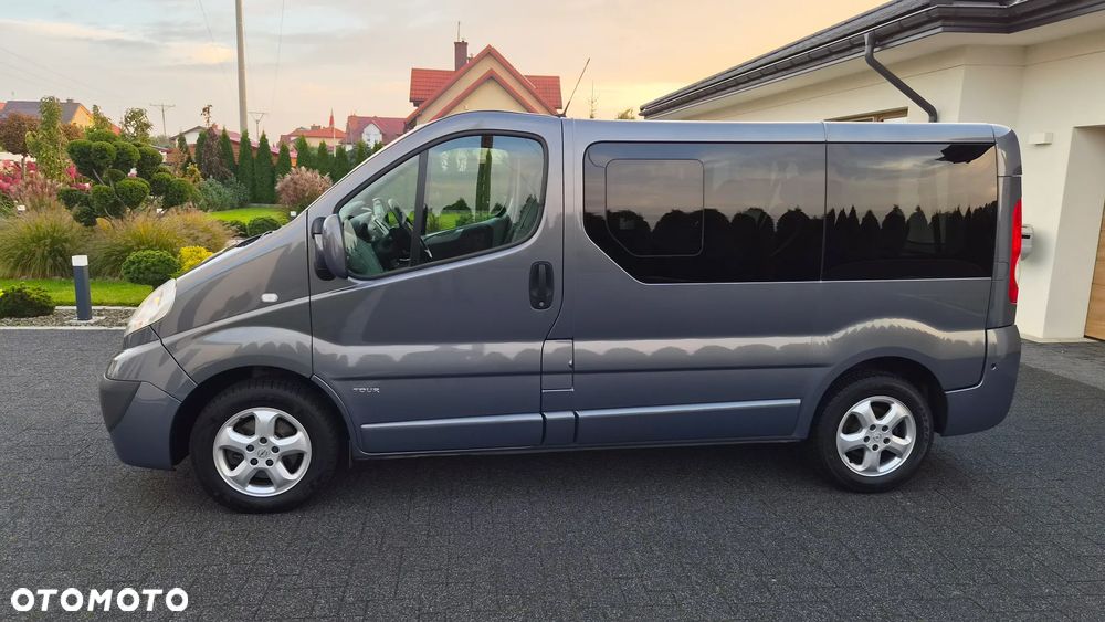 Opel Vivaro Tour Elegance L1H1 - 2