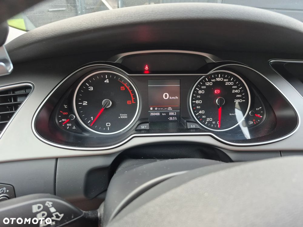 Audi A4 Avant 2.0 TDI DPF Attraction - 9