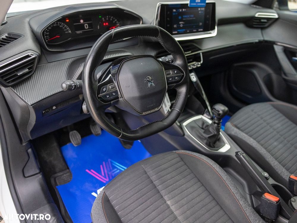 Peugeot 2008 1.5 BlueHDI FAP Allure - 3