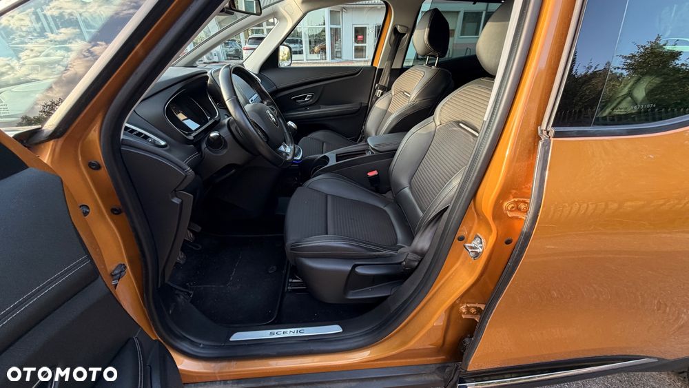 Renault Scenic - 10