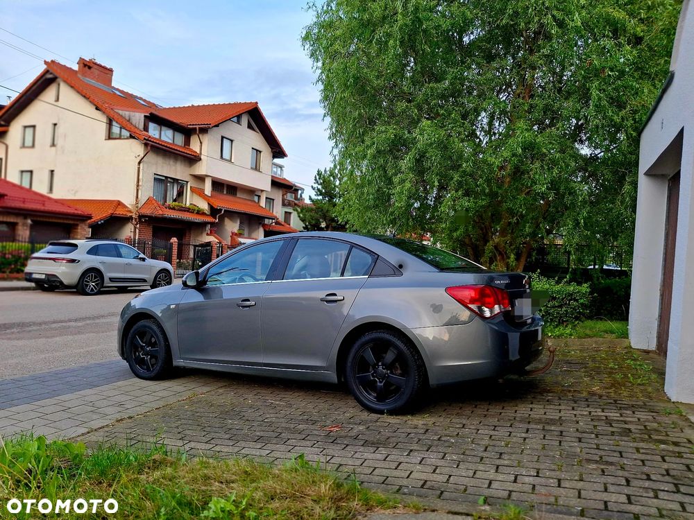 Chevrolet Cruze 1.8 LT - 6
