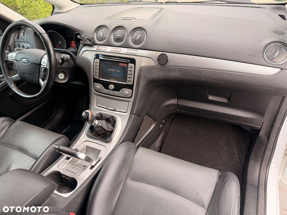 Ford S-Max 2.0 TDCi Titanium - 14
