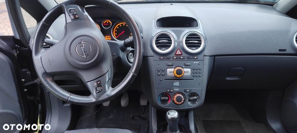 Opel Corsa - 8