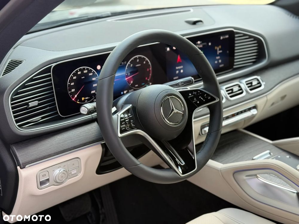Mercedes-Benz GLE - 21