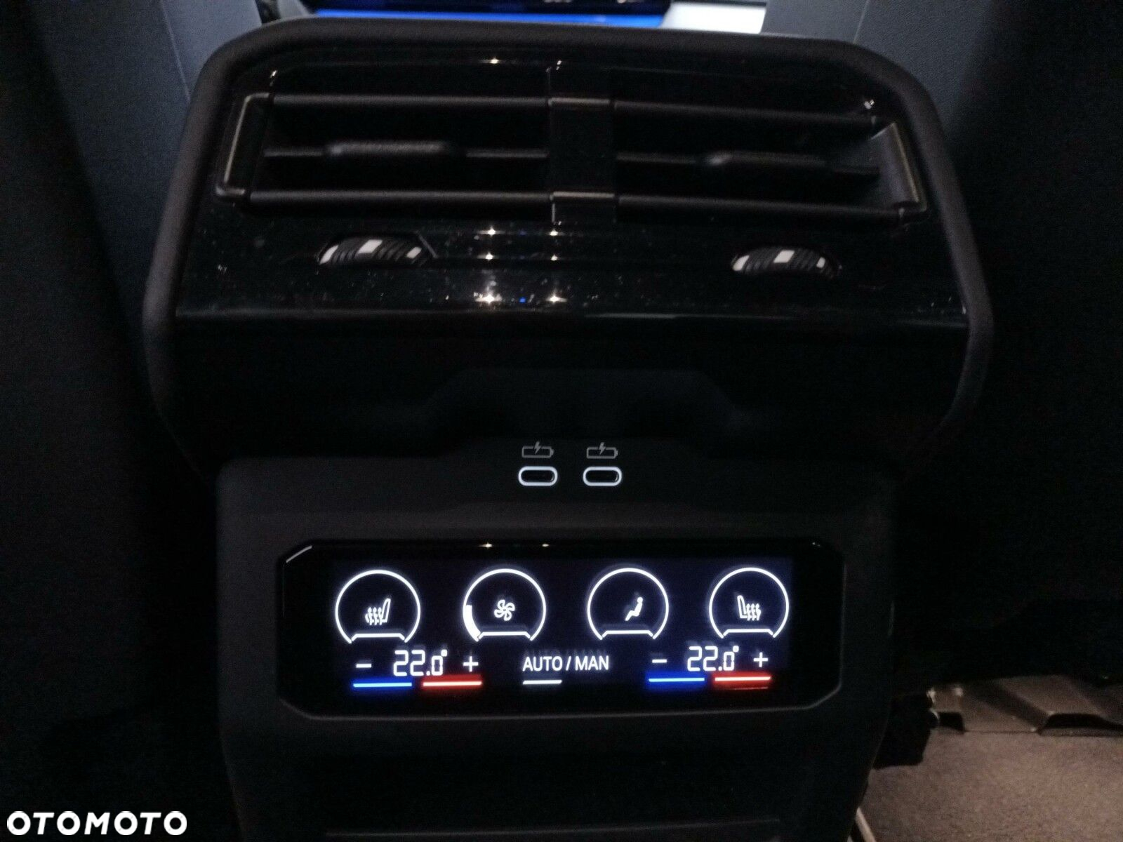 BMW i5 - 23
