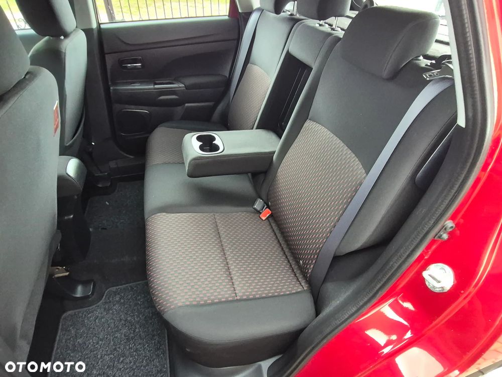 Mitsubishi ASX - 17