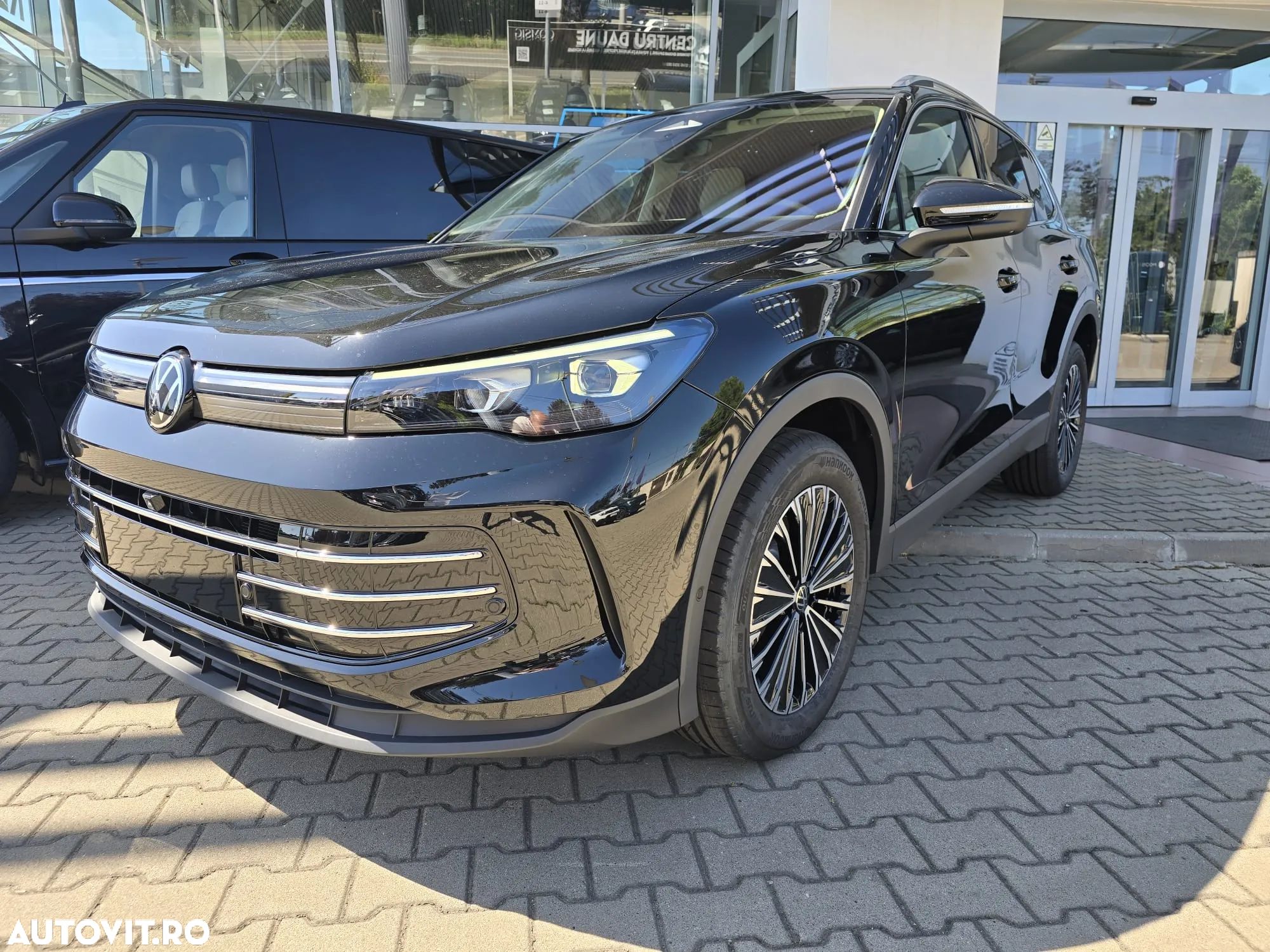 Volkswagen Tiguan 2.0 TDI DSG 4Motion Elegance - 1