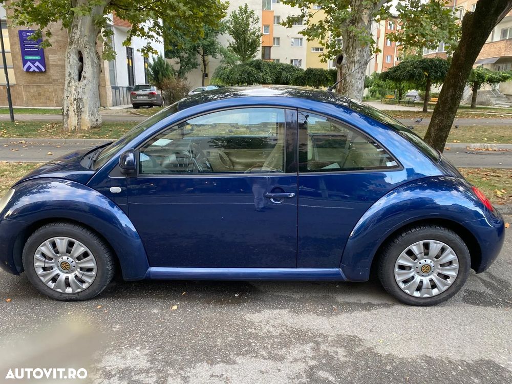 Volkswagen New Beetle - 1