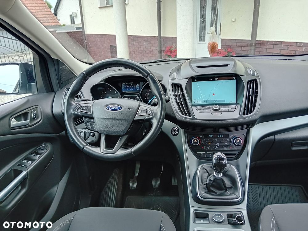 Ford Kuga 2.0 TDCi 4x4 Titanium - 28