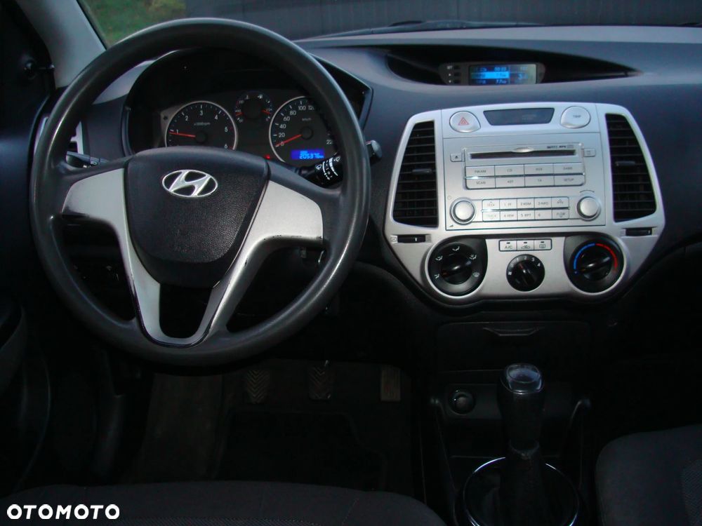 Hyundai i20 1.4 CRDi Comfort - 11