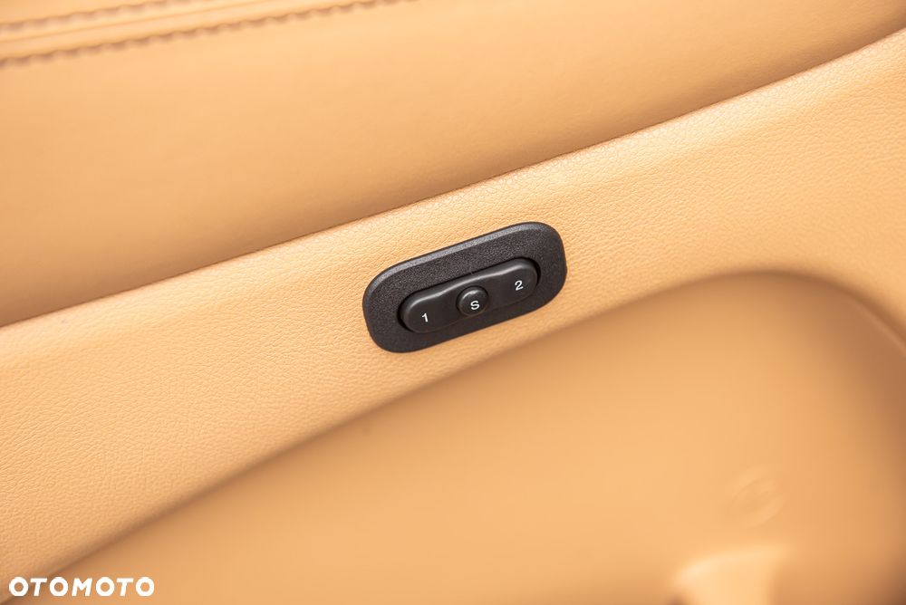 Dodge Durango 5.7 HEMI - 26