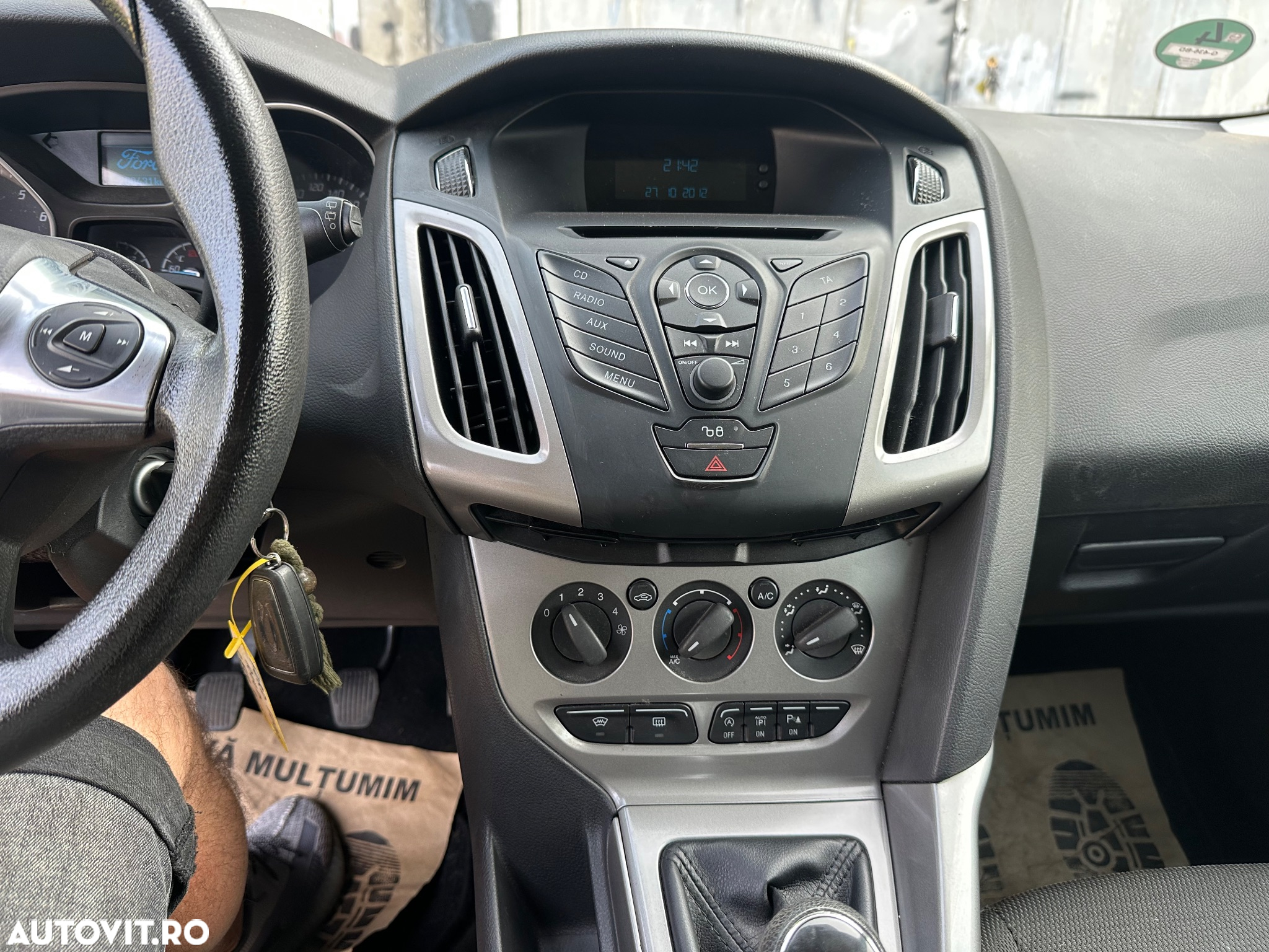Ford Focus Turnier 1.0 EcoBoost Start-Stopp-System SYNC Edition - 8