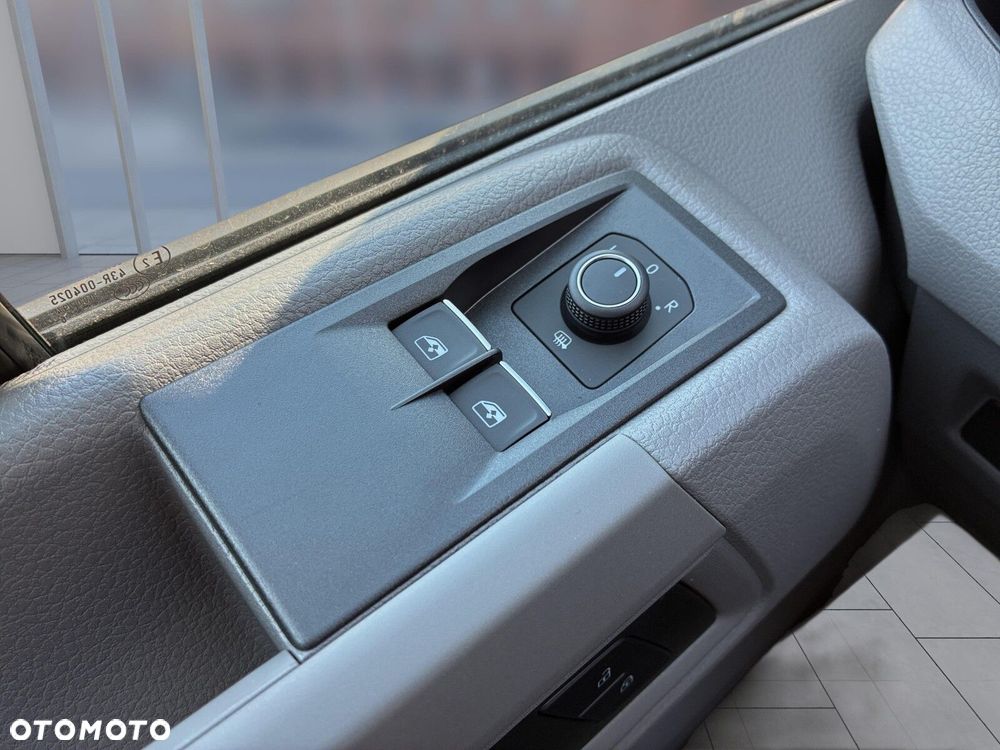 Volkswagen Crafter 35 Brygadówka/AUTOMAT/L4H3, 2.0 BiTDI 163KM, 4490mm, Wysoki dach, r.o. 4490 mm - 29