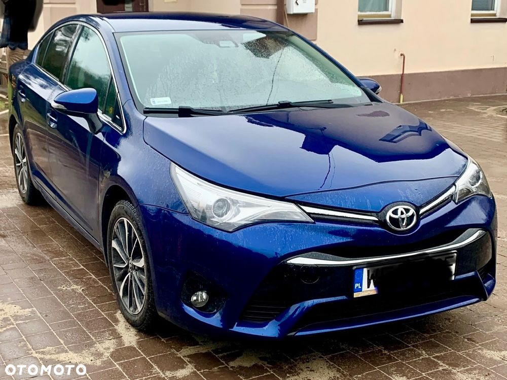 Toyota Avensis 1.8 Prestige - 1