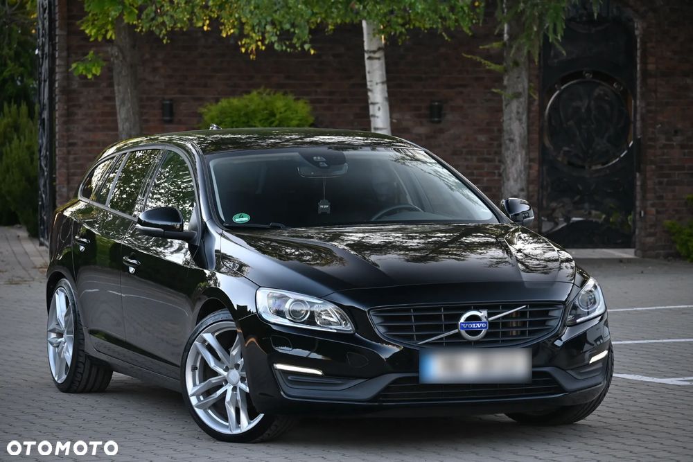 Volvo V60 D3 Geartronic Momentum - 38