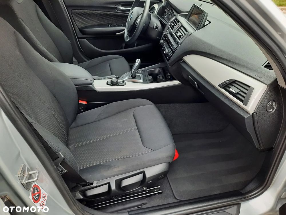 BMW Seria 1 118i - 22