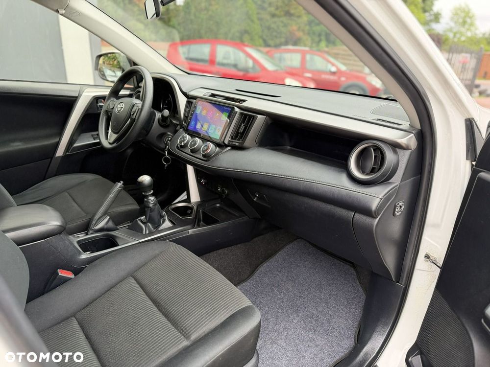 Toyota RAV4 - 28