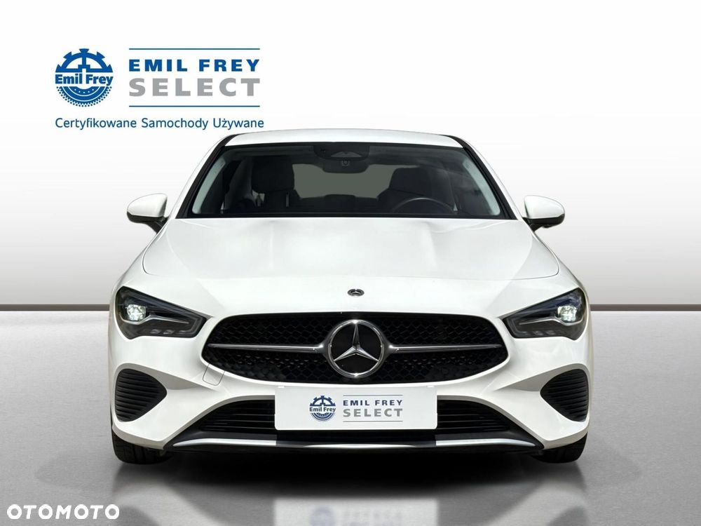 Mercedes-Benz CLA - 9