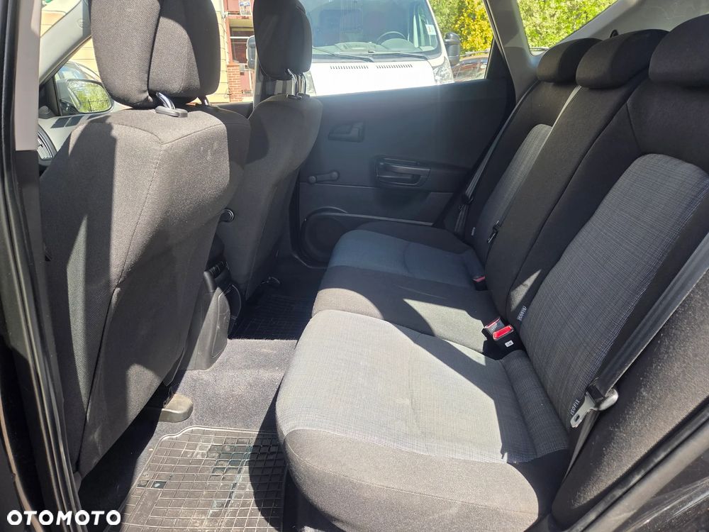 Kia Ceed 1.4 CVVT Attract - 11