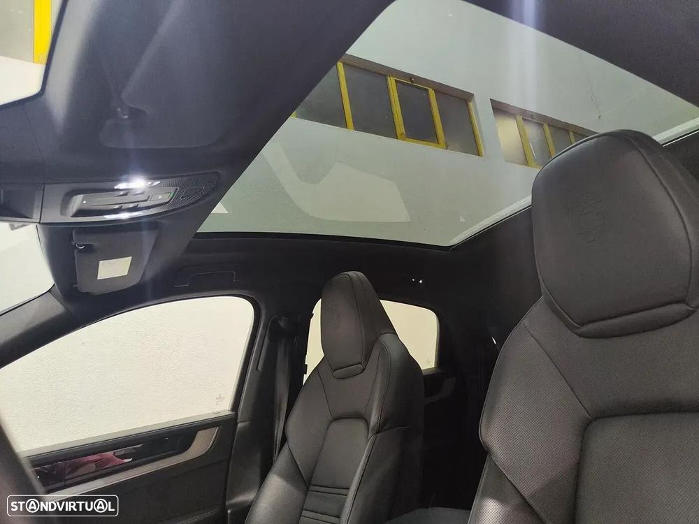 Porsche Cayenne Coupé E-Hybrid - 19