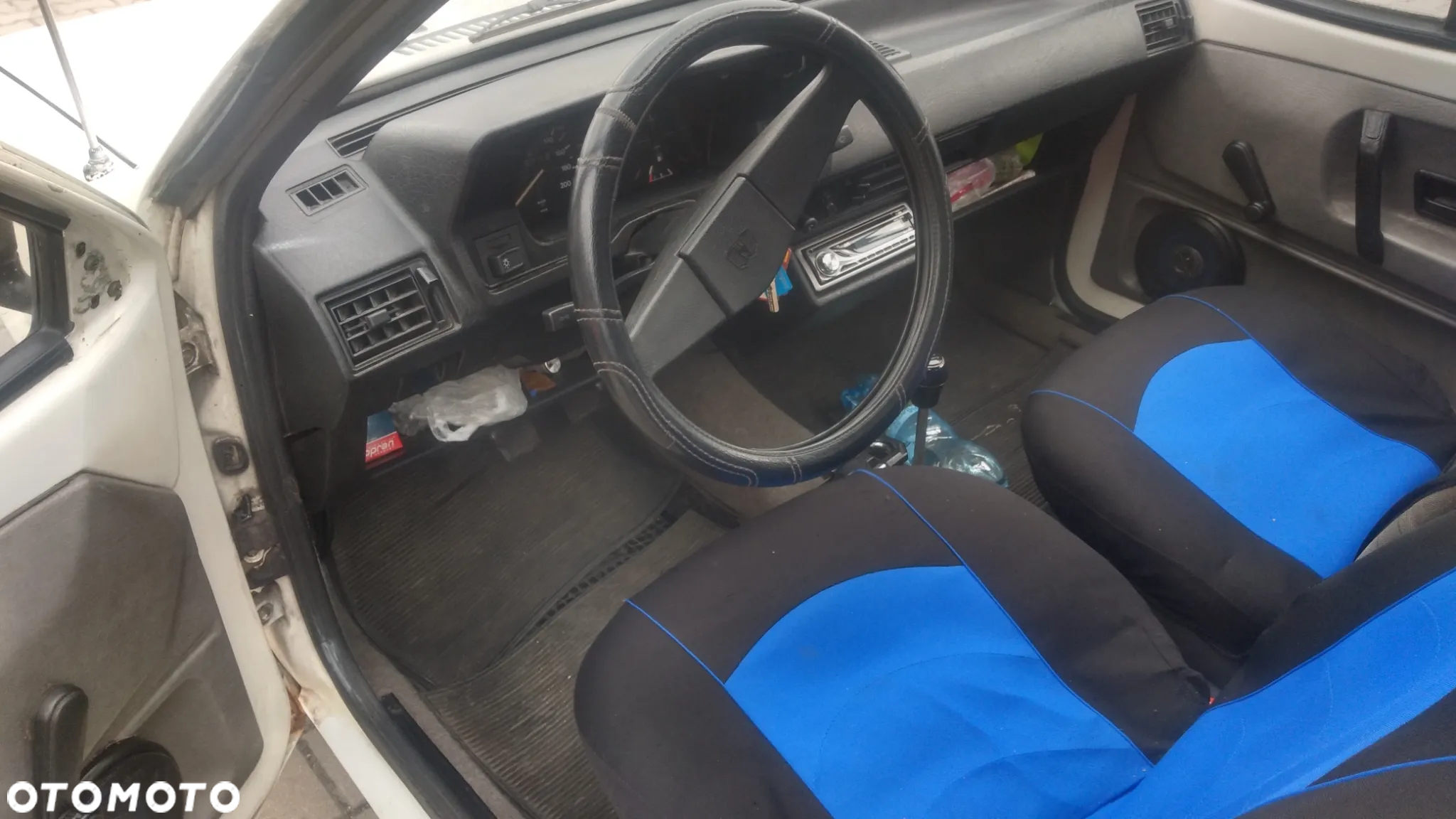 Volkswagen Polo 1.0 C - 4