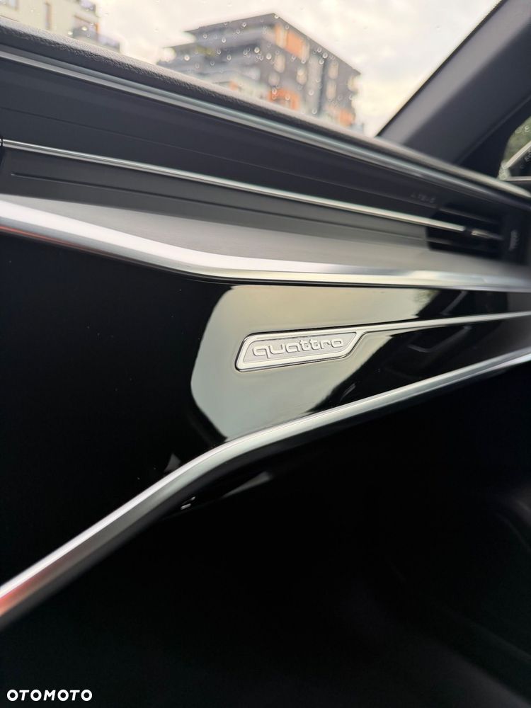 Audi S6 Avant - 10