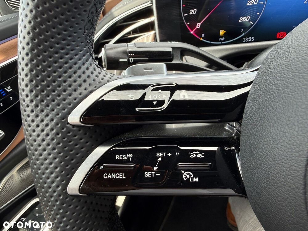 Mercedes-Benz Klasa E 220 d mHEV 4-Matic AMG 9G-Tronic - 20