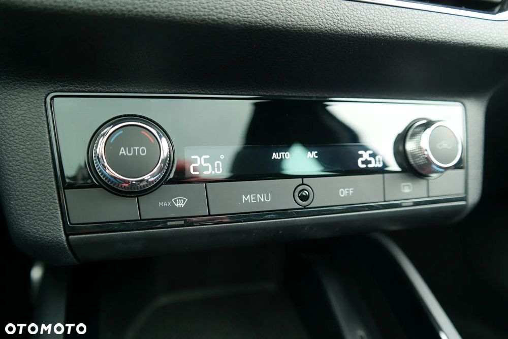 Skoda Kamiq 1.5 TSI Monte Carlo DSG - 27