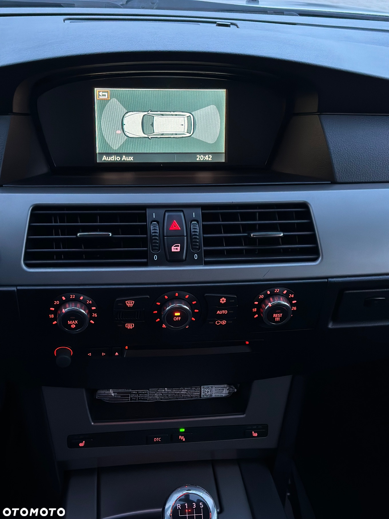 BMW Seria 5 523i Touring - 10