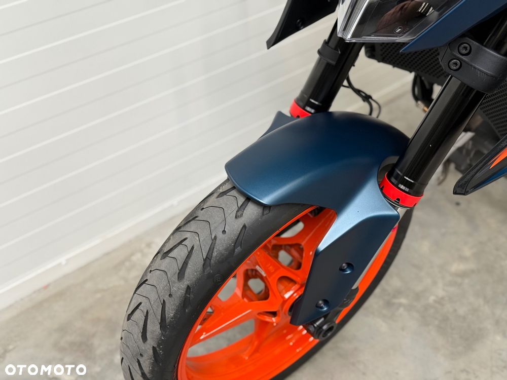 KTM Duke - 23