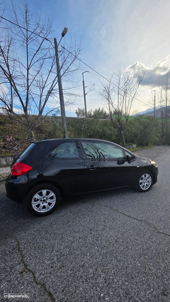 Toyota Auris 1.4 D-4D AC - 4