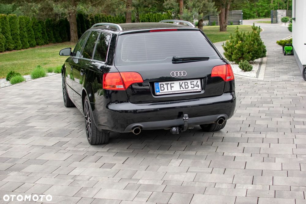 Audi A4 Avant - 22