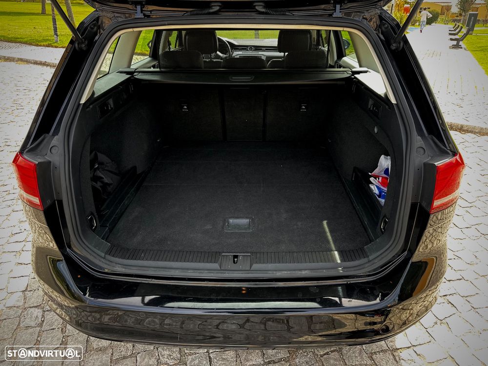 VW Passat Variant 2.0 TDi Confortline DSG - 10