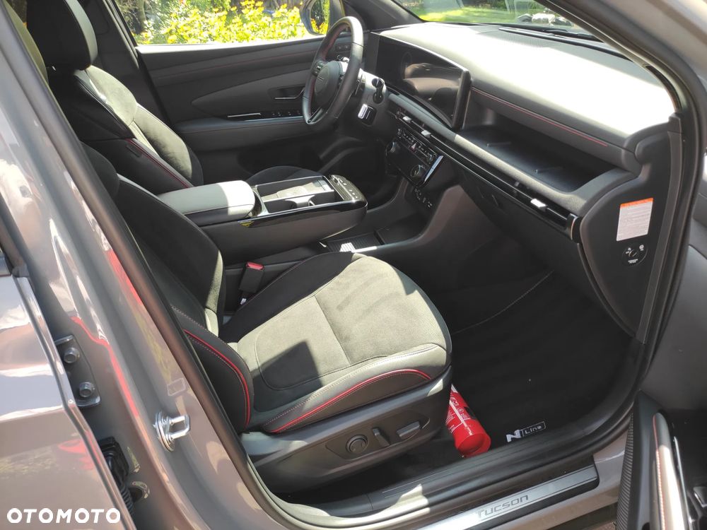 Hyundai Tucson 1.6 T-GDi HEV 2WD N Line - 24