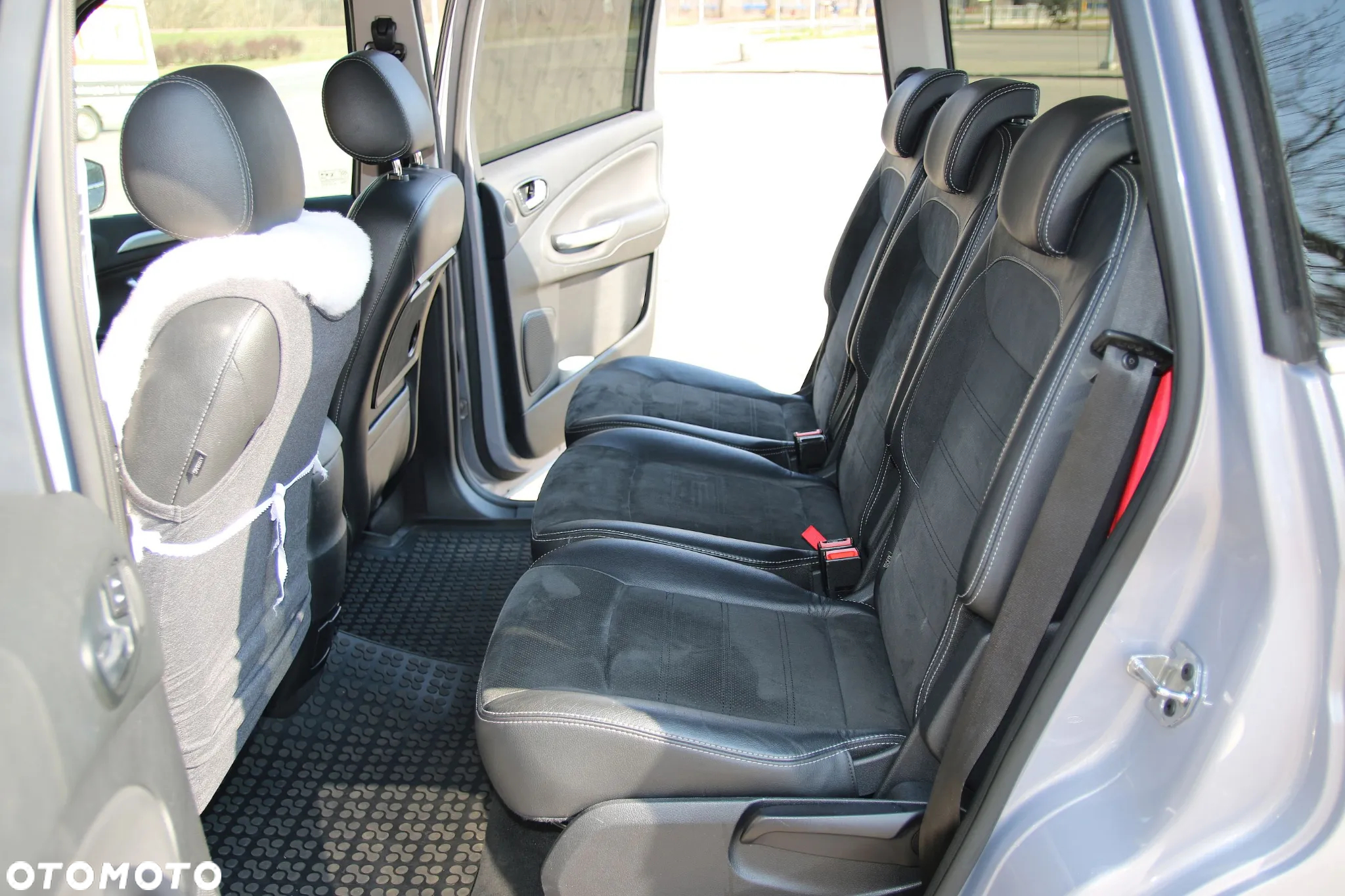 Ford Galaxy 2.0 TDCi Platinium X (Titanium) - 28