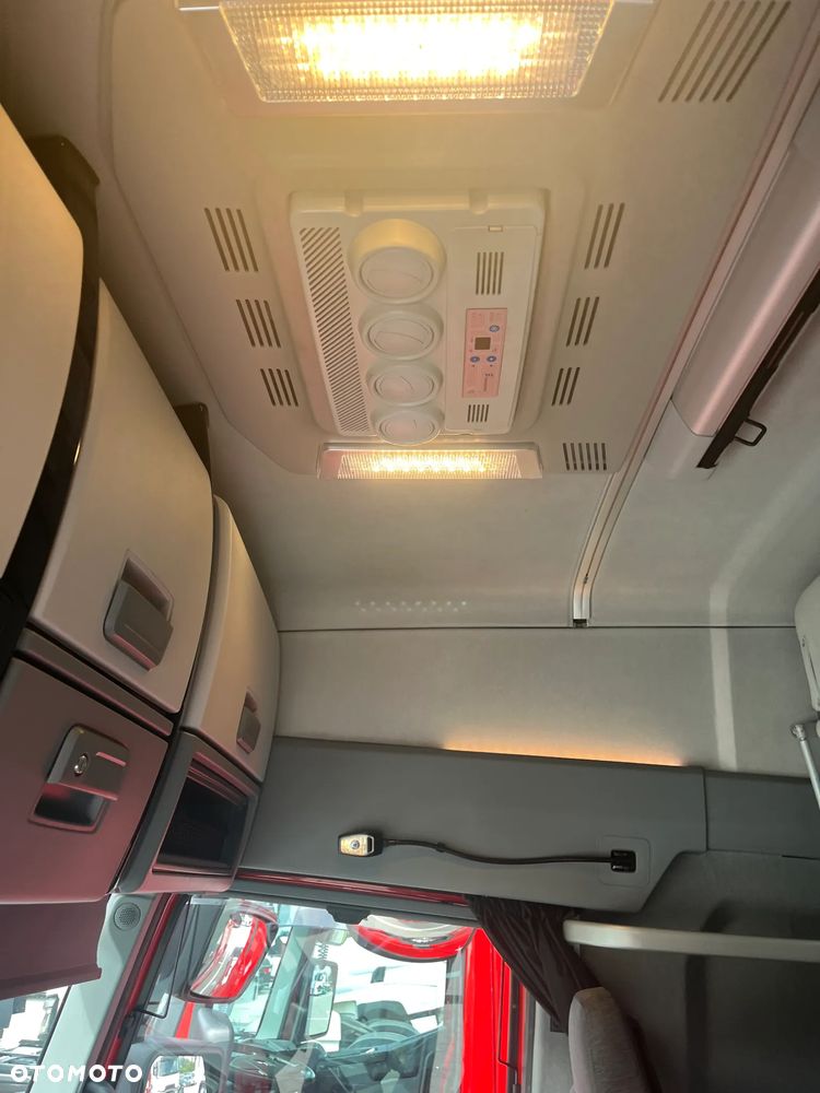 Renault T 520KM - 13