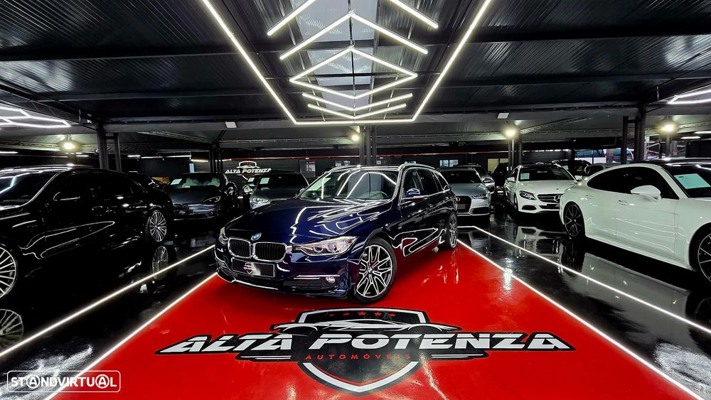 BMW 320 d EfficientDynamics Line Luxury Auto - 1