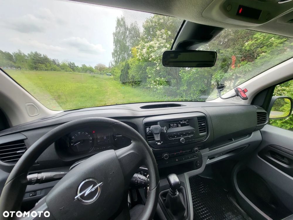 Opel Vivaro - 9