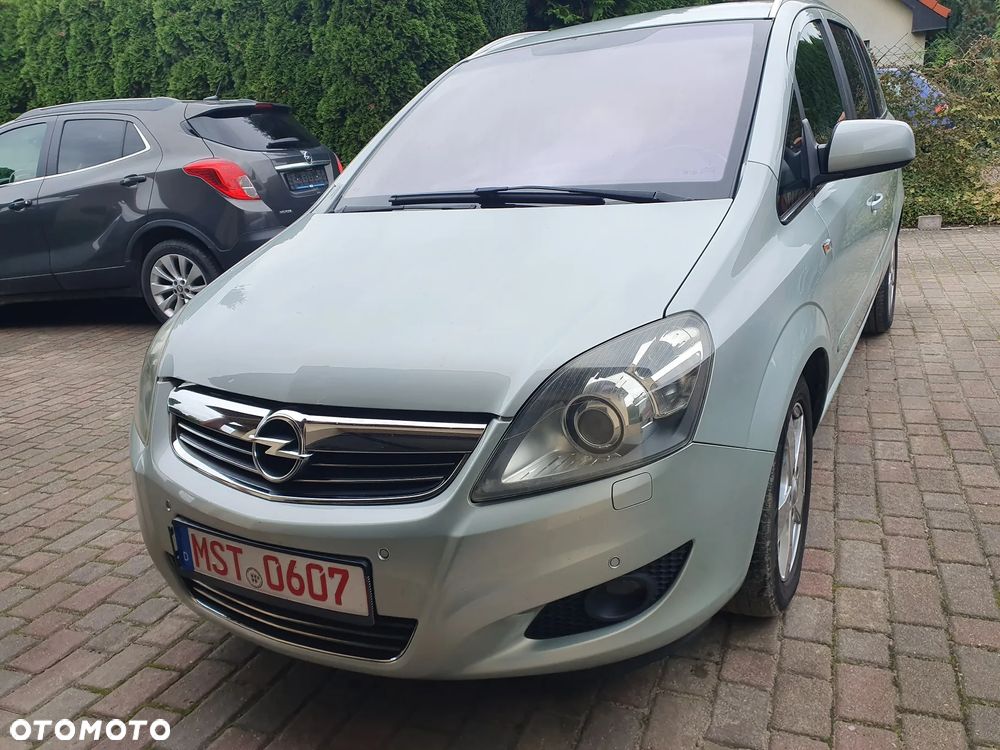 Opel Zafira 1.7 CDTI ecoFLEX Design Edition - 2
