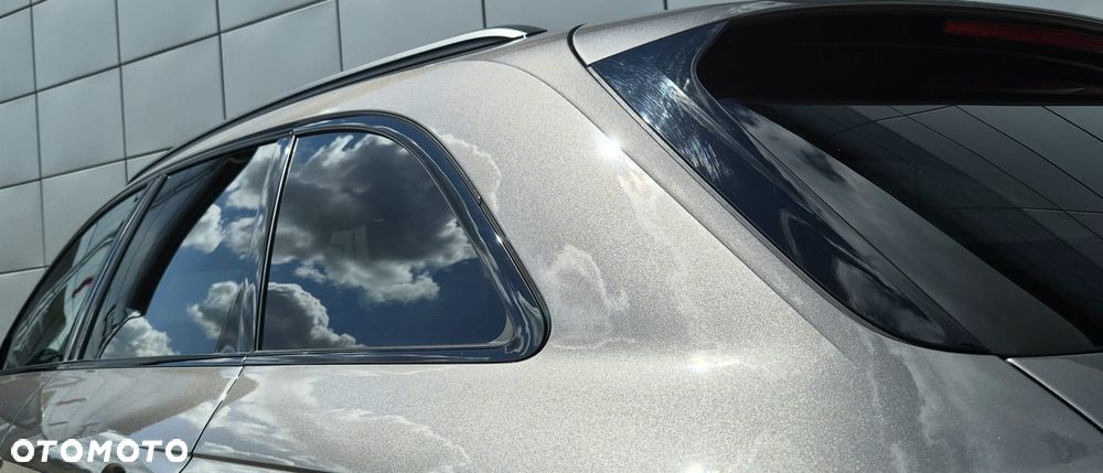 Audi A4 Avant 40 TFSI quattro S tronic advanced - 21