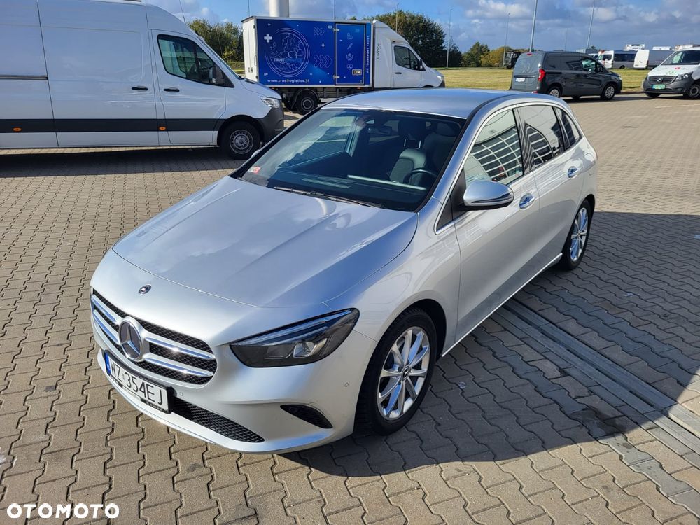 Mercedes-Benz Klasa B 220 4-Matic Progressive 7G-DCT - 19
