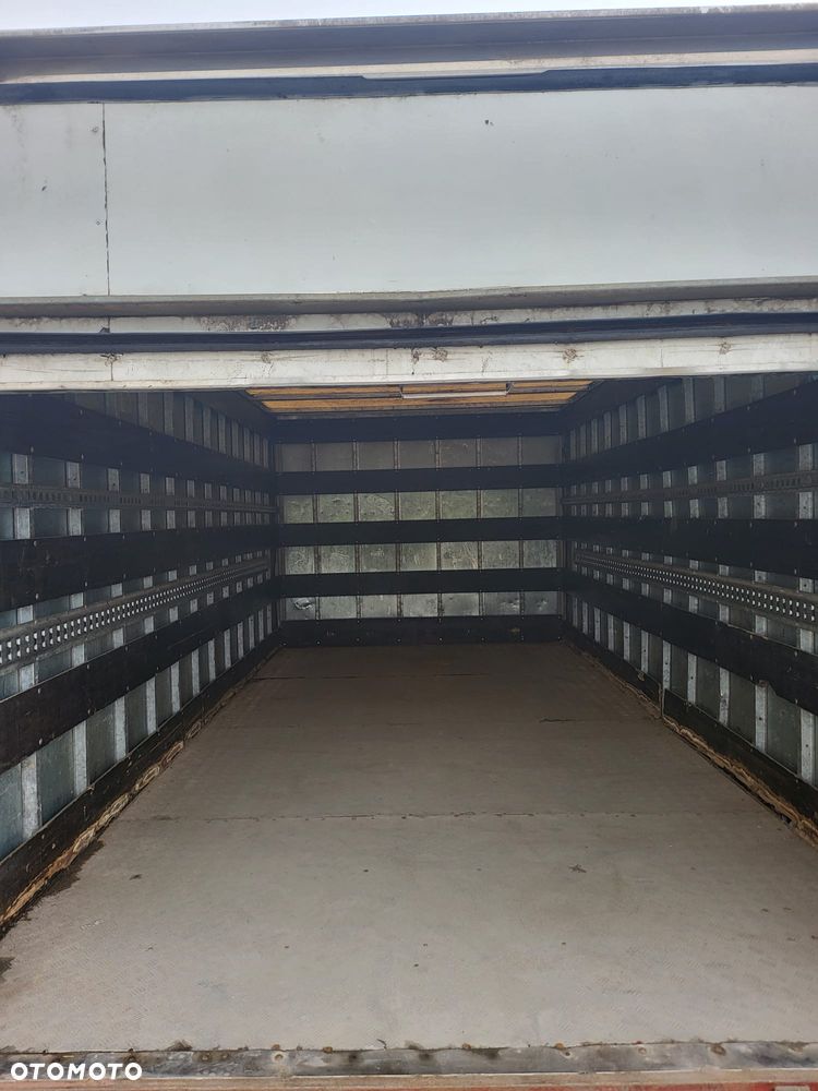 Mercedes-Benz ATEGO - 9