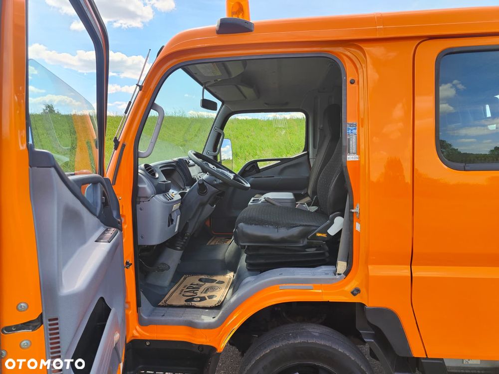 Mitsubishi Fuso Canter - 10