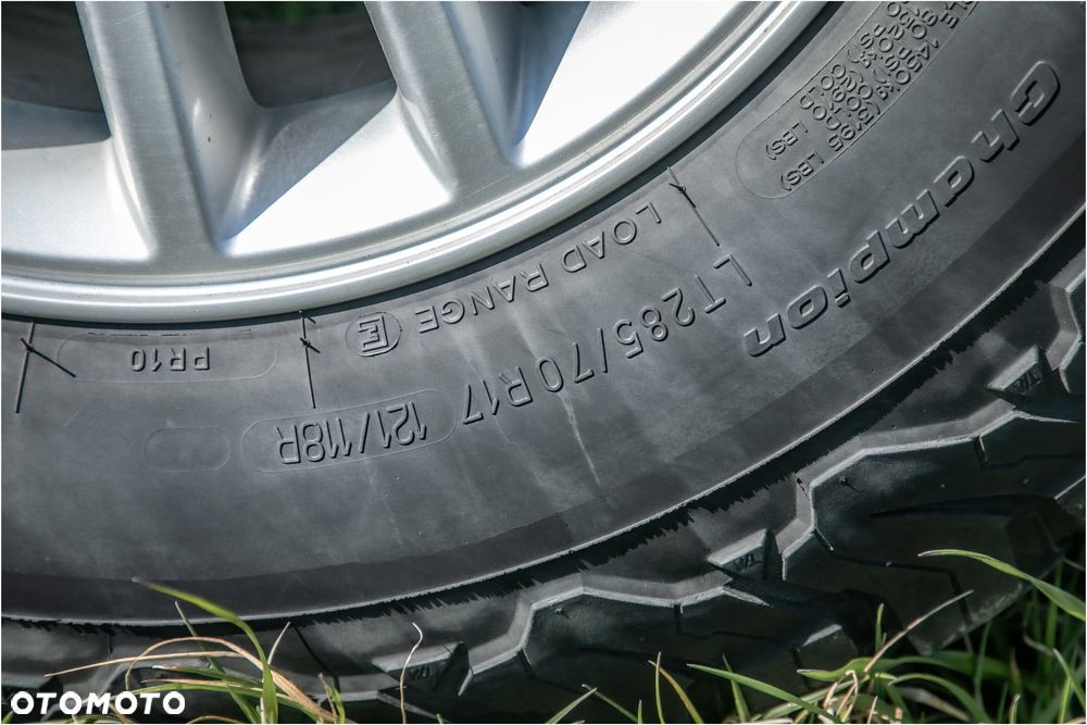 Toyota Hilux 3.0 D-4D SR5 - 32